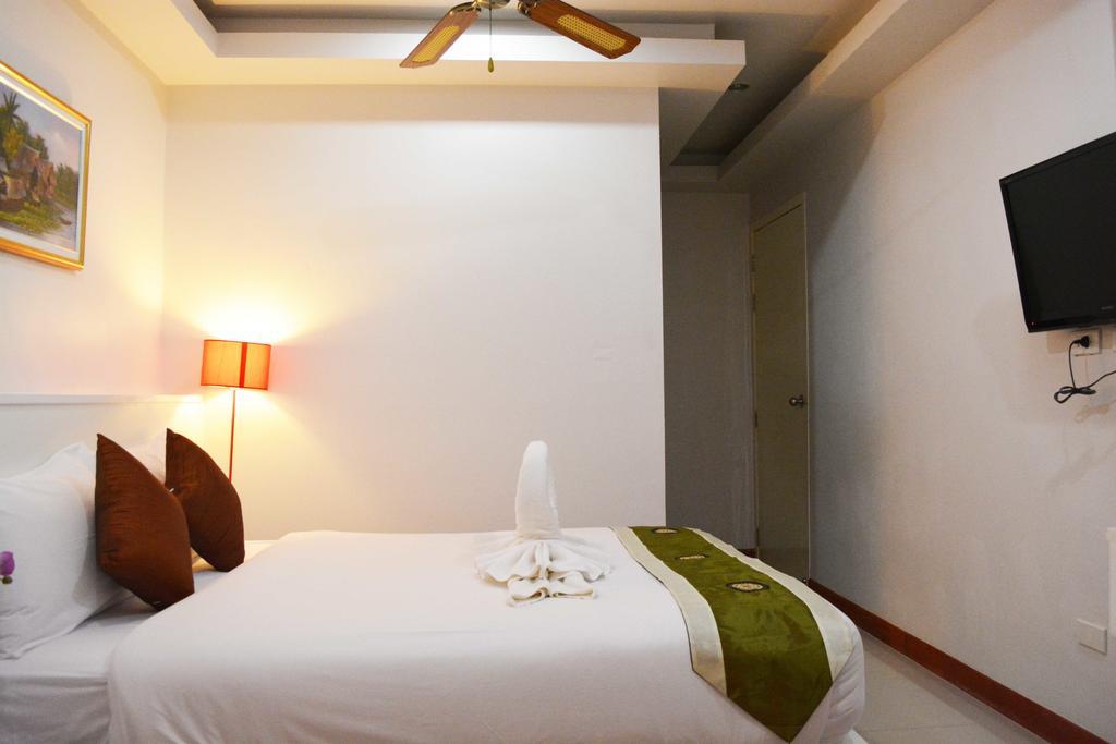 Angelina Guesthouse Patong Rom bilde